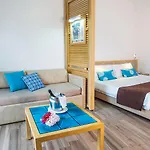 Baia Di Conte 4* 康特港