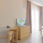 Baia Di Conte 4*