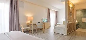 Baia Di Conte Hotel 4*