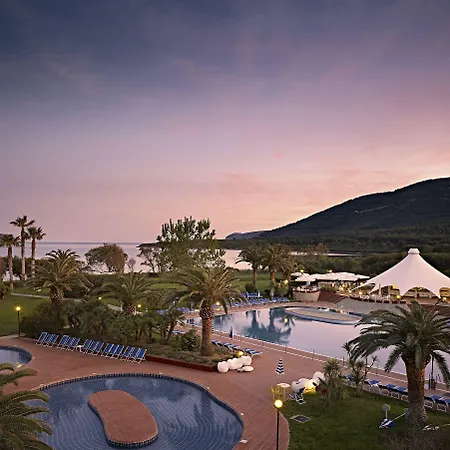 Hotell Baia Di Conte 4*