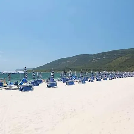 Baia Di Conte Hotel 4*
