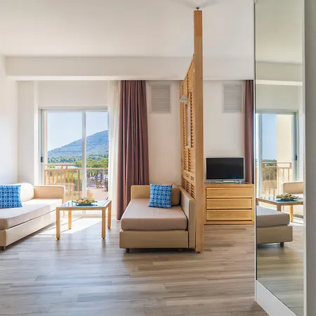 Hotel Baia Di Conte 4*