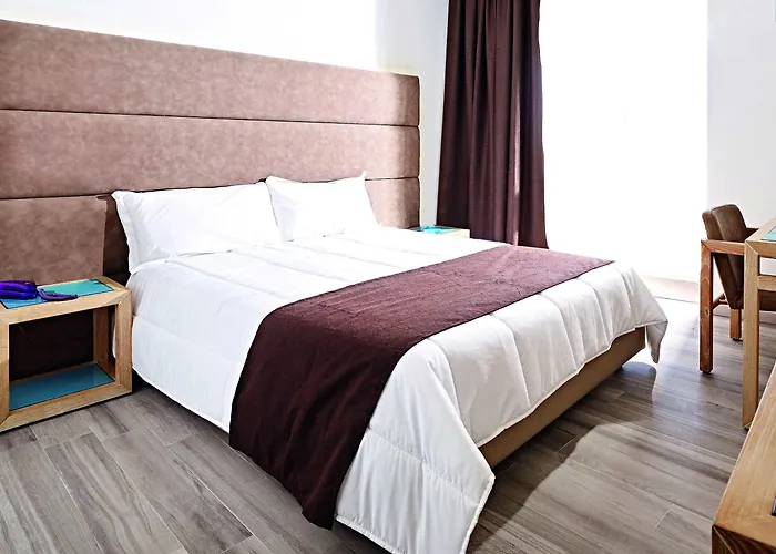 Szálloda Baia Di Conte 4*