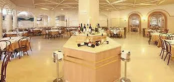 Baia Di Conte Hotell 4*